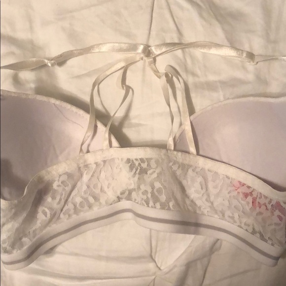 Bras - Picture 6 of 6